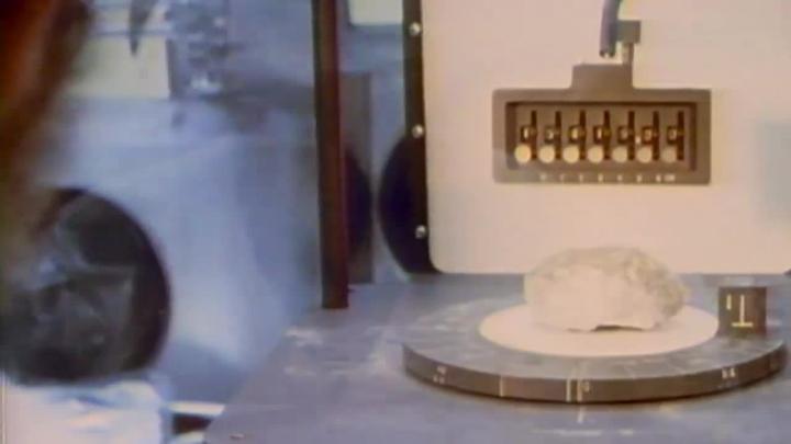 Thumbnail image for Artemis Science: Exploring the Moon’s South Pole (August 2025)